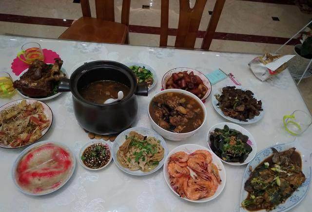 房子的常規需求就是自住升值和學區